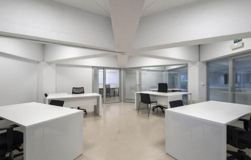 un-hall-edificio-de-ciencias09