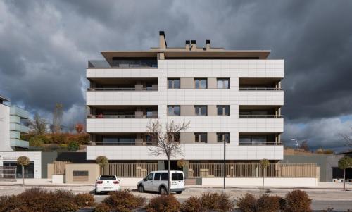 Avenida Lezcairu 4 - Mutilva