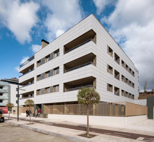 Avenida Lezcairu 4 - Mutilva