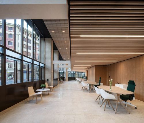 Reforma oficinas Cara Rural de Navarra Plaza de los Fueros, Pamplona