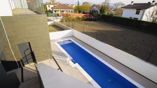 Cizur-piscina01